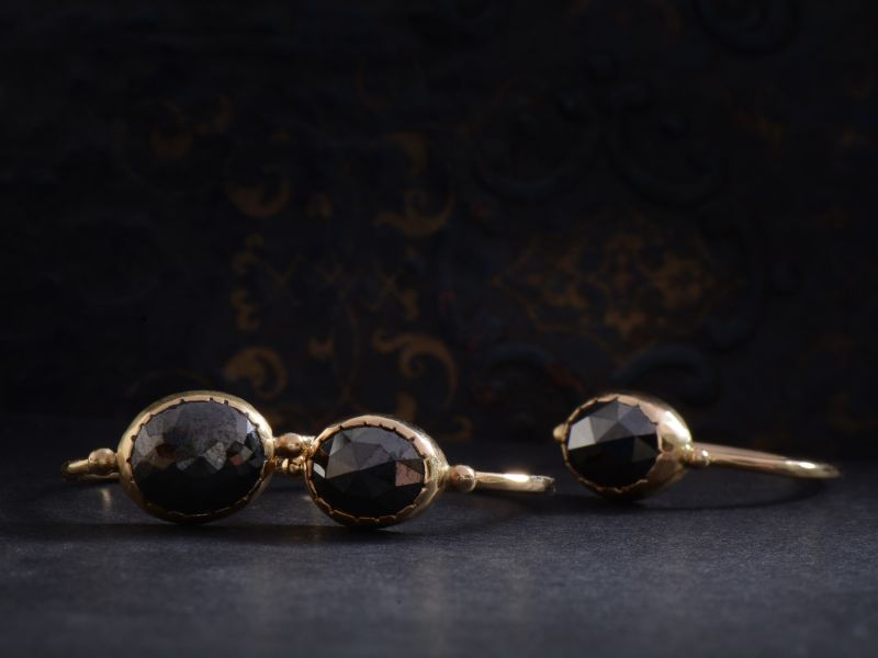 Bagues Black Solitaire or jaune diamant noir par Emmanuelle Zysman