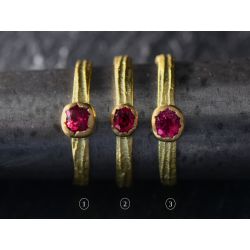 Sitia PM oval spinel ring by Emmanuelle Zysman
