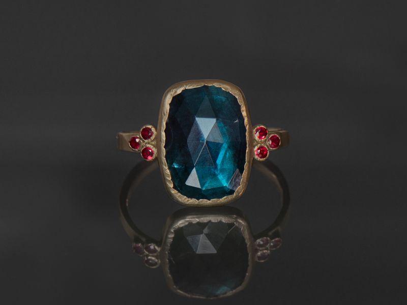 Ruby Queen yellow gold and 3,90cts indigo tourmaline ring by Emmanuelle Zysman