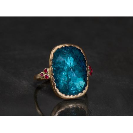 Queen Rubies and 12,42cts indigo tourmaline ring by Emmanuelle Zysman