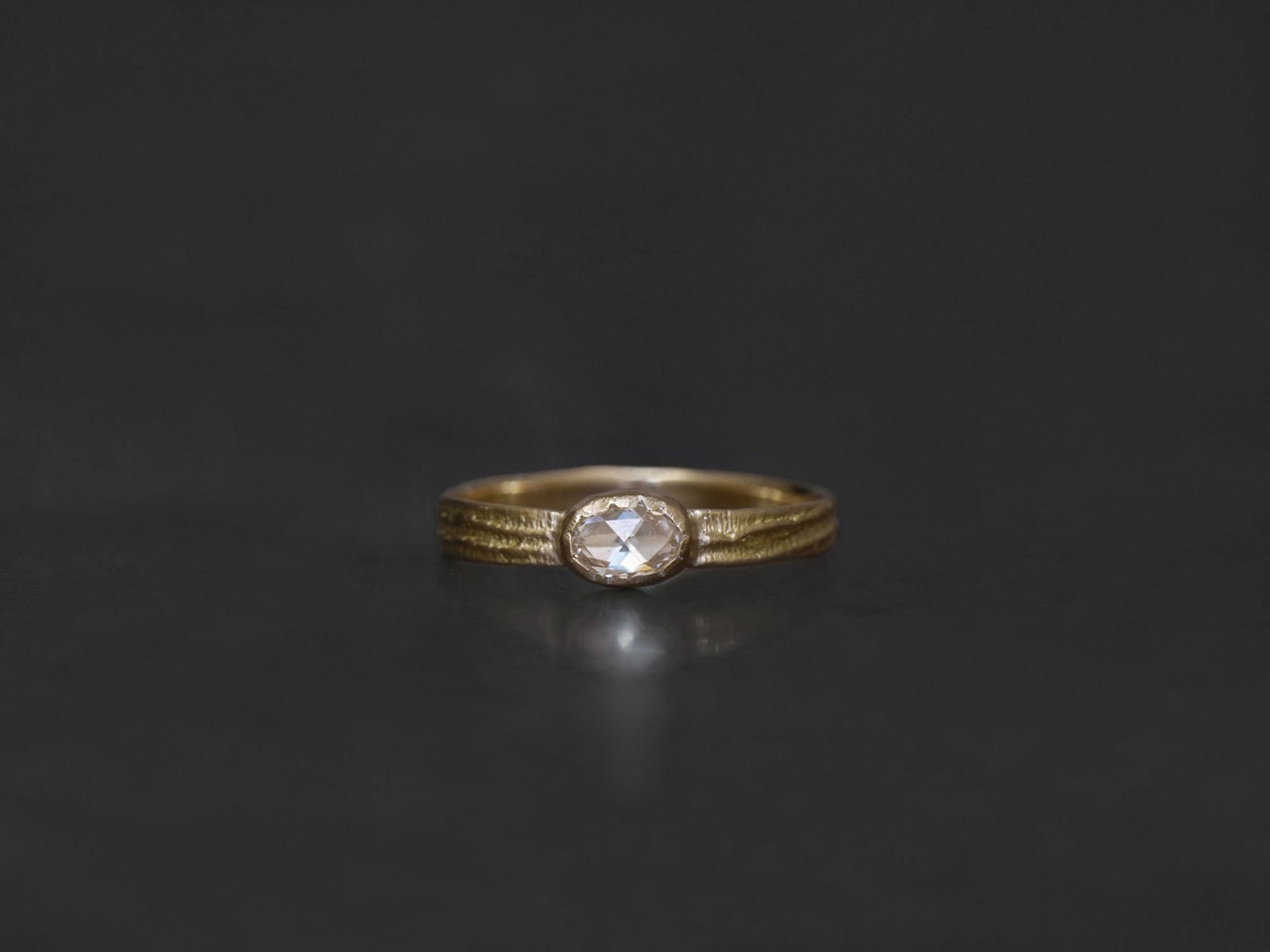 Bague Sitia PM diamant miel rosecut ovale par Emmanuelle Zysman