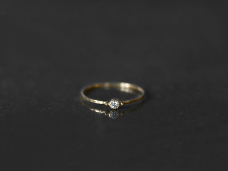 Baby Solitaire gold rings